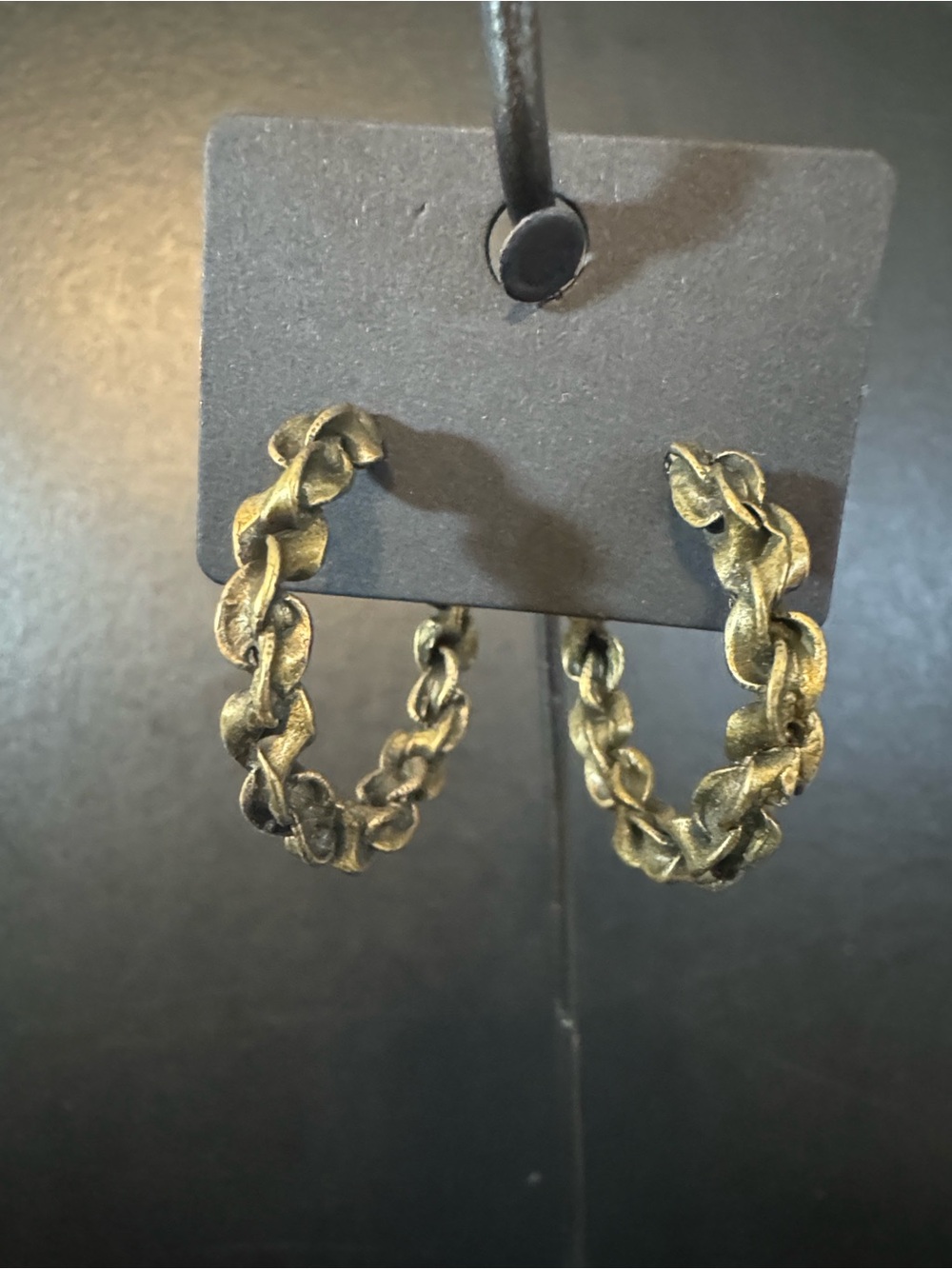 Vintage-Inspired Gold Chain Hoop Earrings